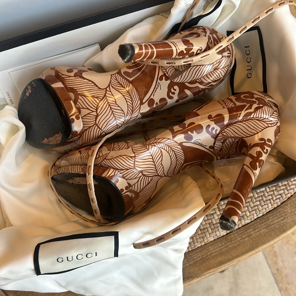 Gucci platform high heels sandals 6 1/2 B - Picture 8 of 11